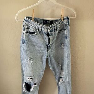 Hollister Men's Light Blue Ripped Skinny Jeans